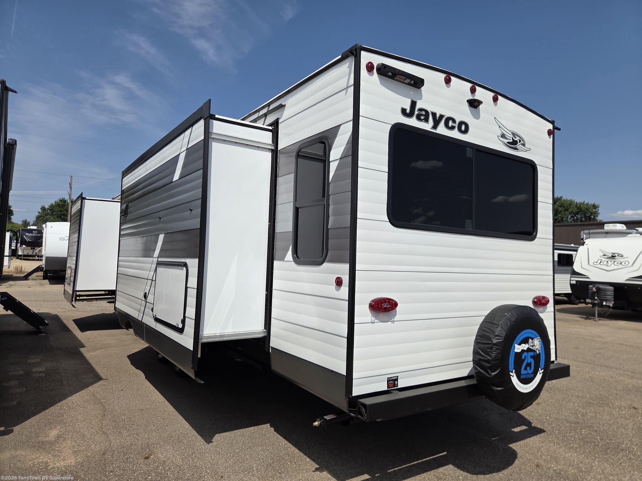 New 2027 Jayco Jay Flight SLX 333BTS available in Grand Rapids, Michigan