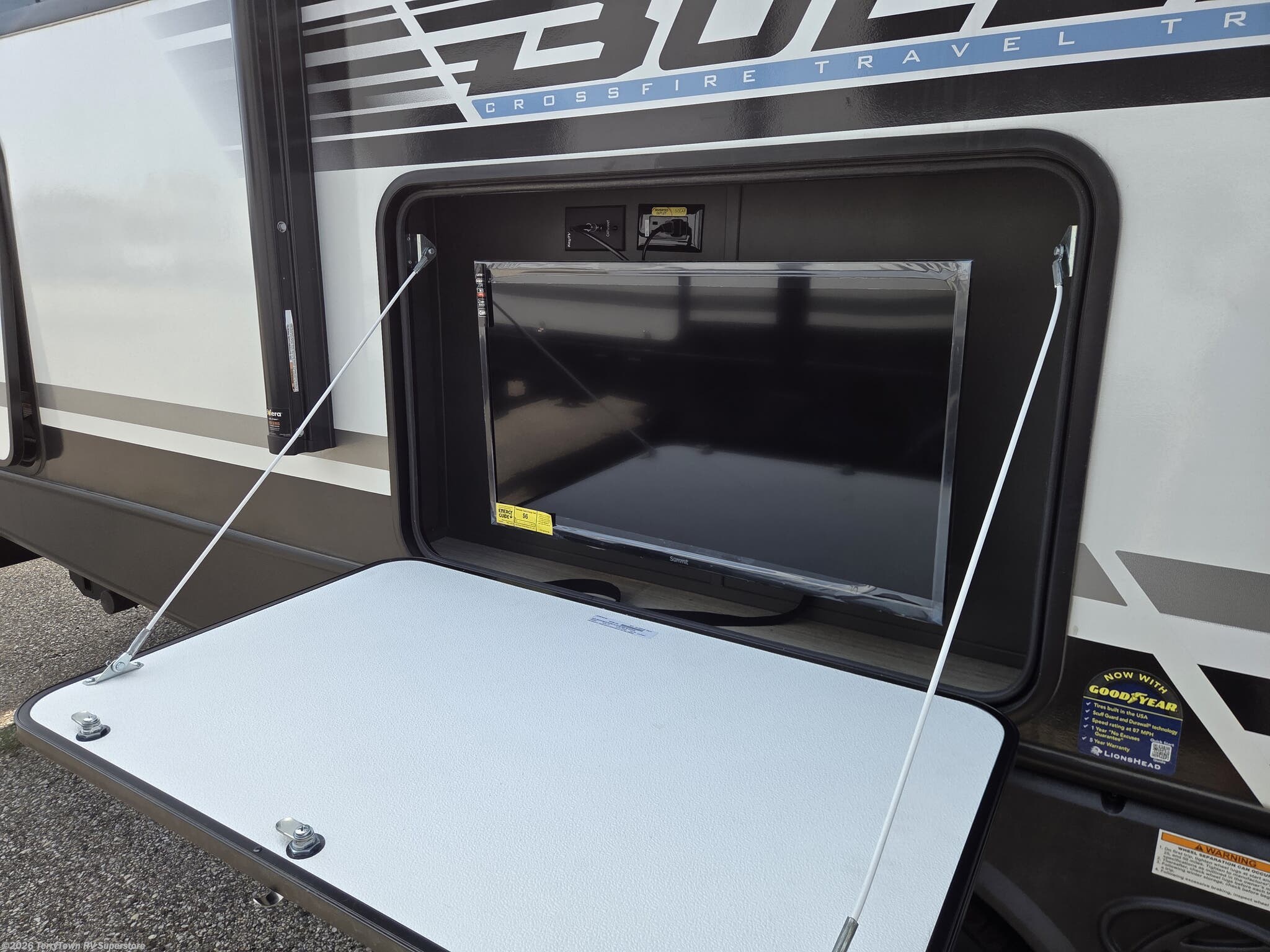 2025 Bullet Crossfire 270RKS by Keystone from TerryTown RV Superstore in Grand Rapids, Michigan