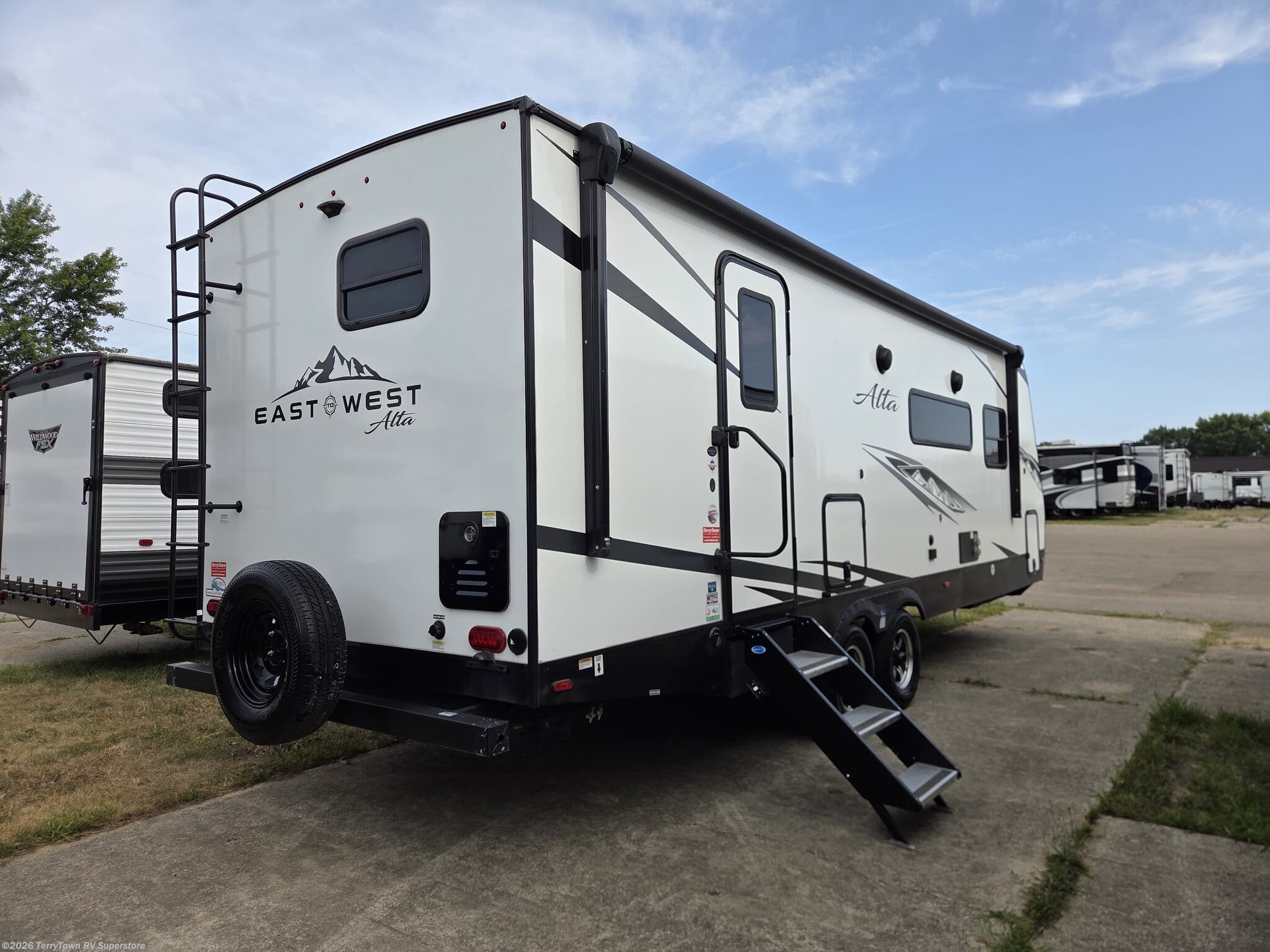 2024 Alta 2600 KRB by East to West from TerryTown RV Superstore in Grand Rapids, Michigan