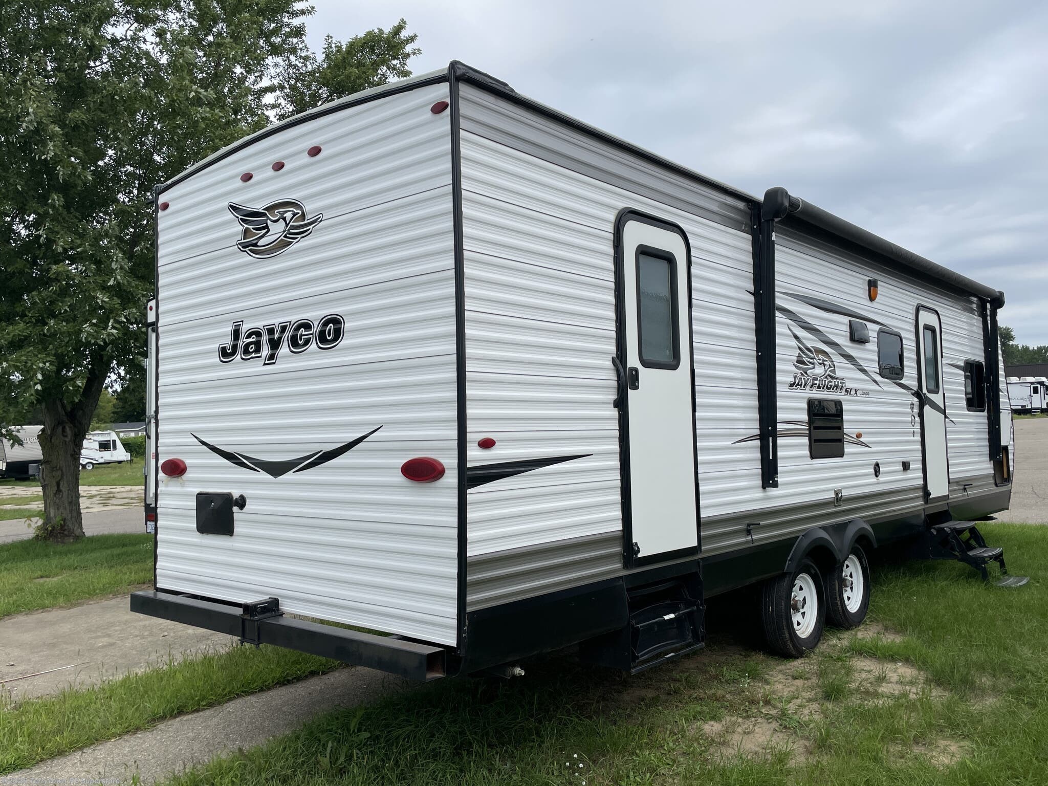 Used 2017 Jayco Jay Flight SLX 287BHSW available in Grand Rapids, Michigan