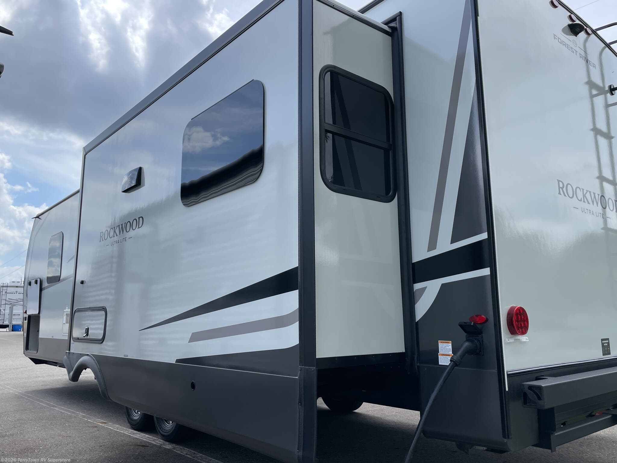 New 2027 Forest River Rockwood Ultra Lite 2921RL available in Grand Rapids, Michigan