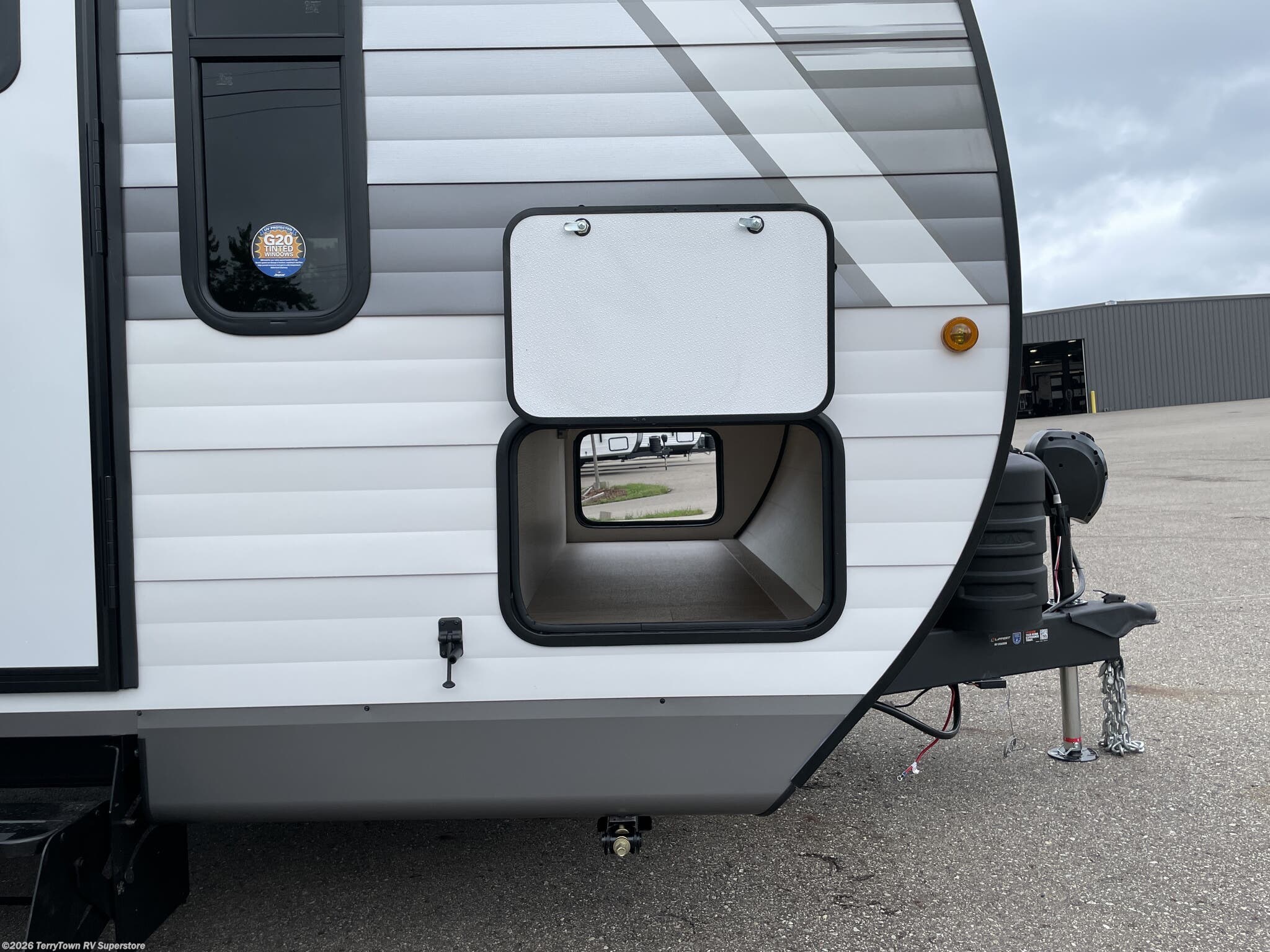 2027 Jayco Jay Flight 335BHS - New Travel Trailer For Sale by TerryTown RV Superstore in Grand Rapids, Michigan
