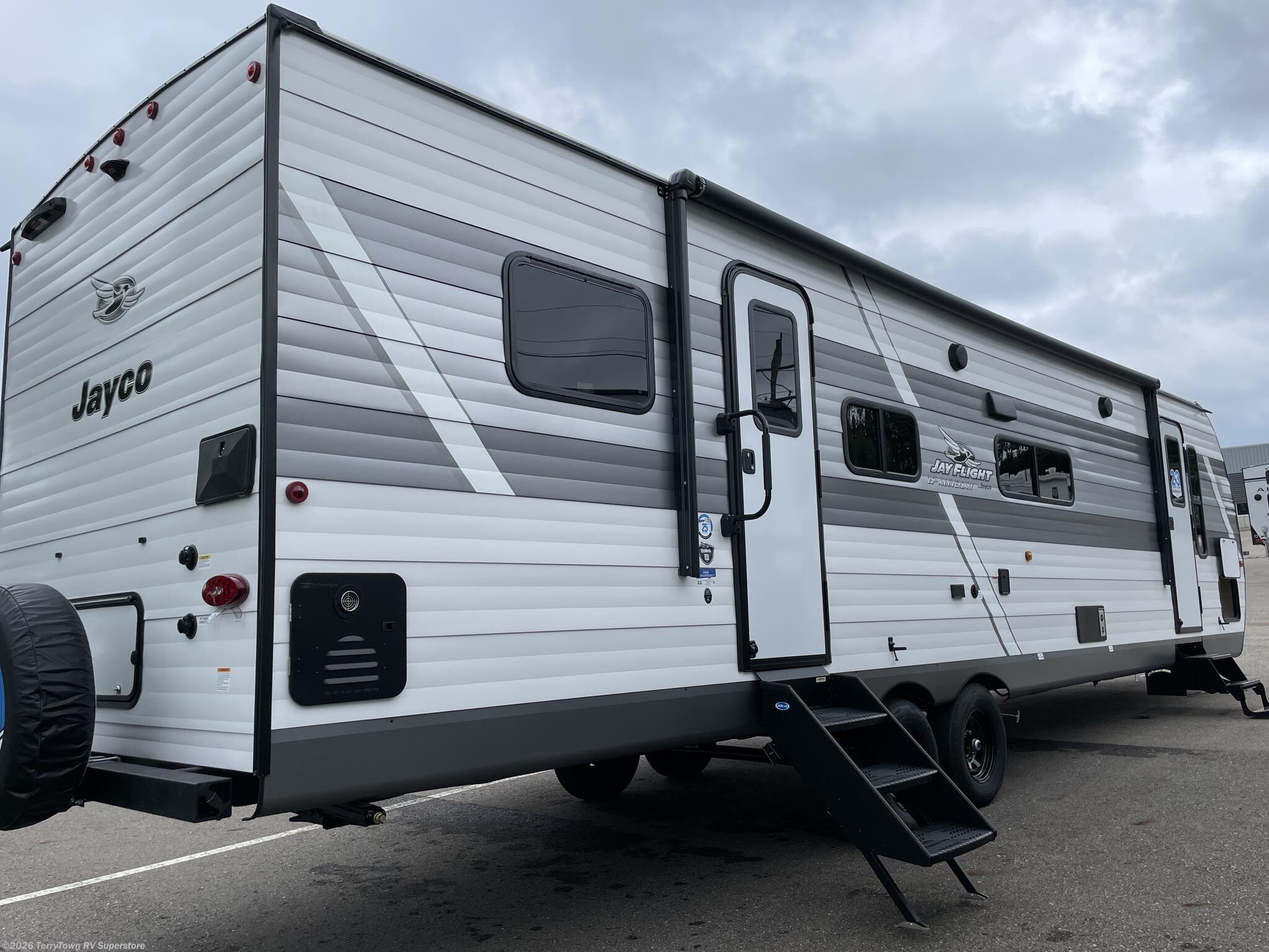 2027 Jay Flight 335BHS by Jayco from TerryTown RV Superstore in Grand Rapids, Michigan