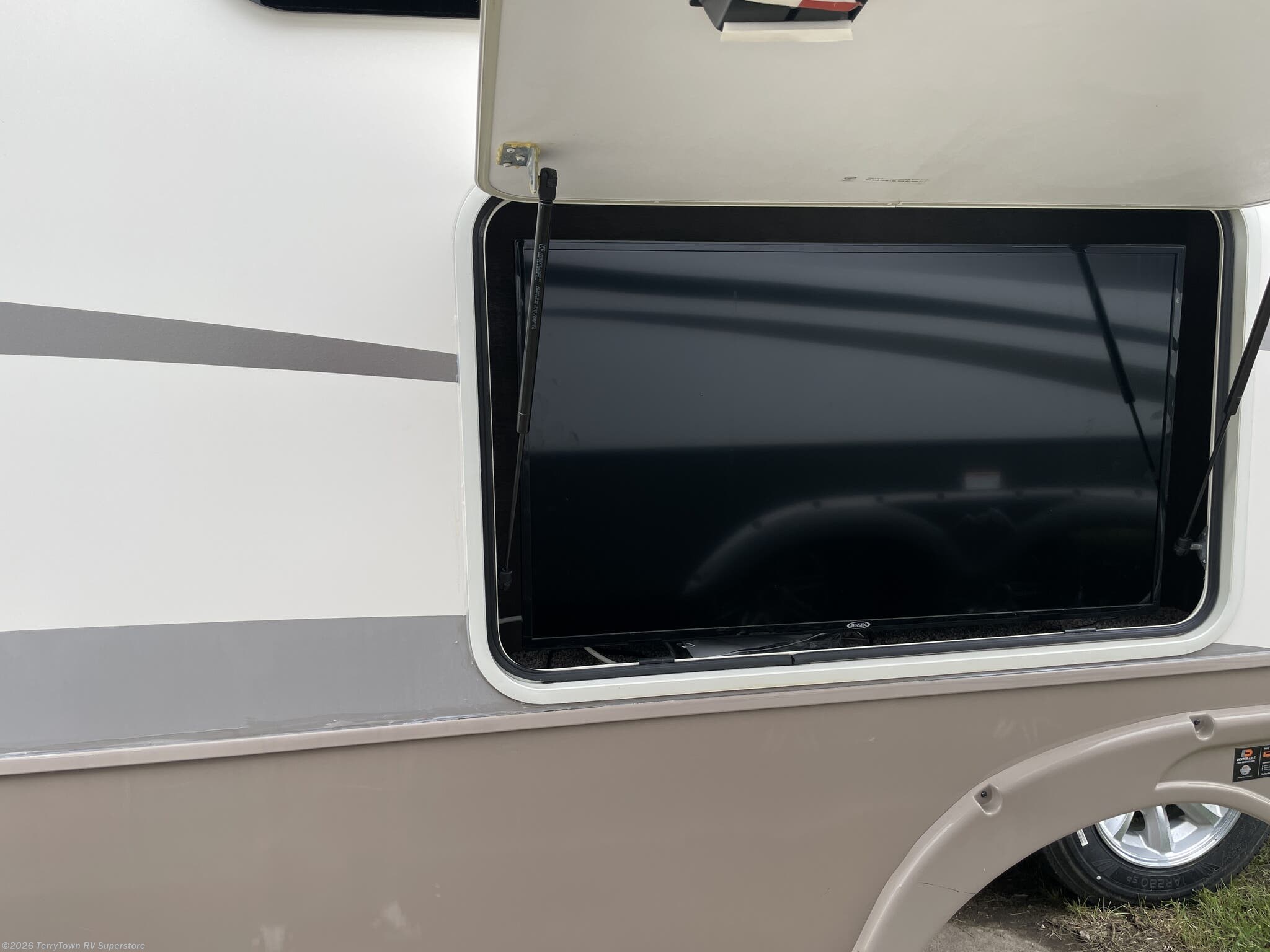 Used 2018 Forest River Cedar Creek Champagne Edition 38EL available in Grand Rapids, Michigan