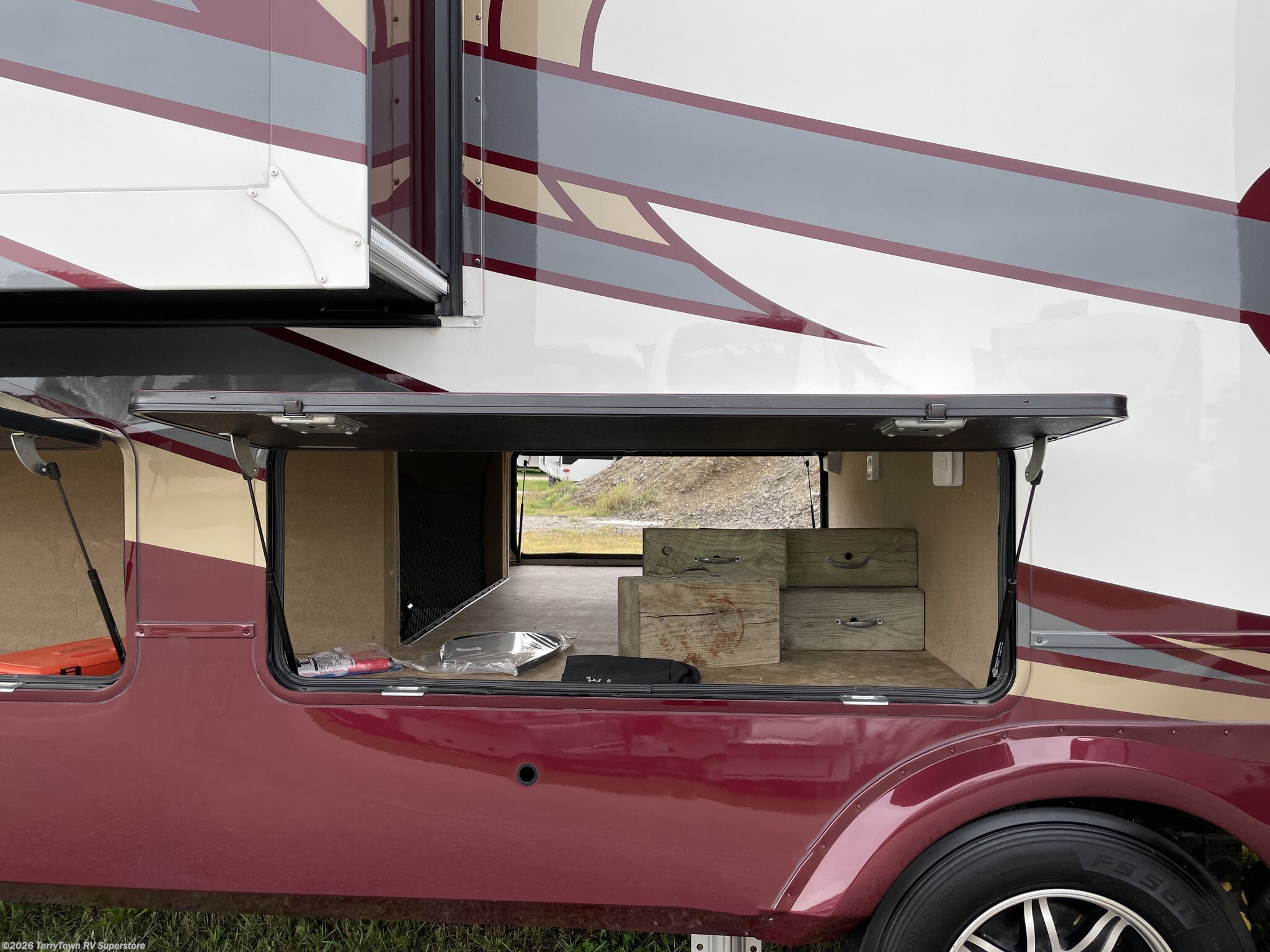 Used 2020 Vanleigh Beacon 42RDB available in Grand Rapids, Michigan