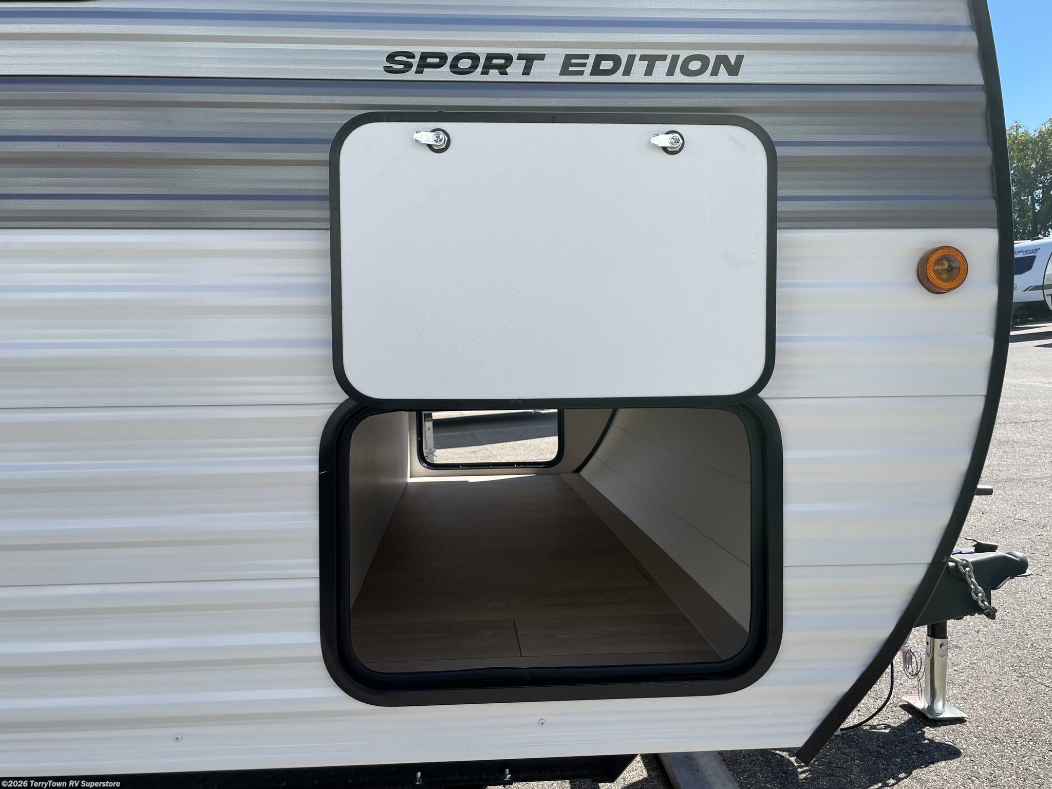 2027 Jayco Jay Flight 270BHS - New Travel Trailer For Sale by TerryTown RV Superstore in Grand Rapids, Michigan