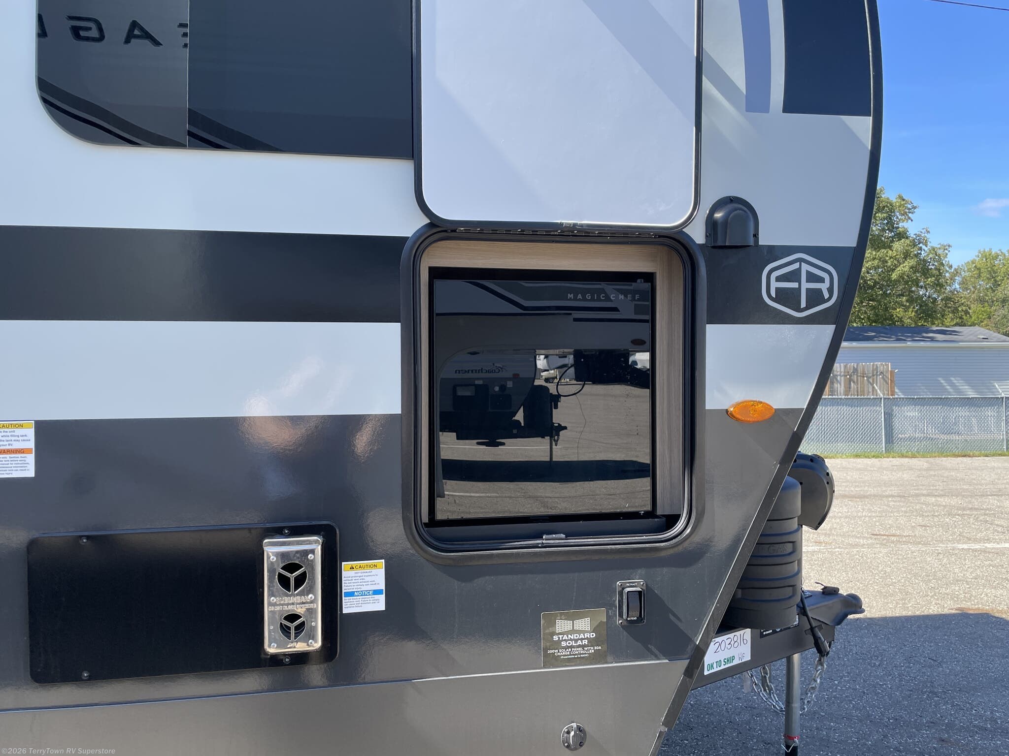 2027 Rockwood Mini Lite 2523MBR by Forest River from TerryTown RV Superstore in Grand Rapids, Michigan