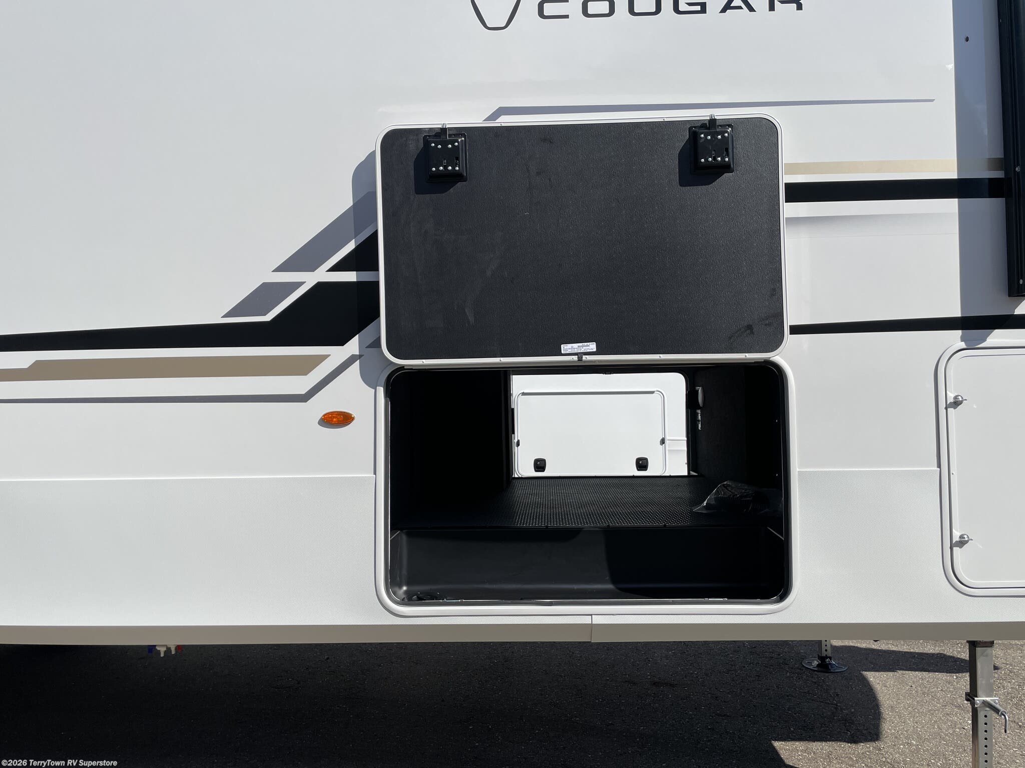 New 2027 Keystone Cougar 320RDS available in Grand Rapids, Michigan
