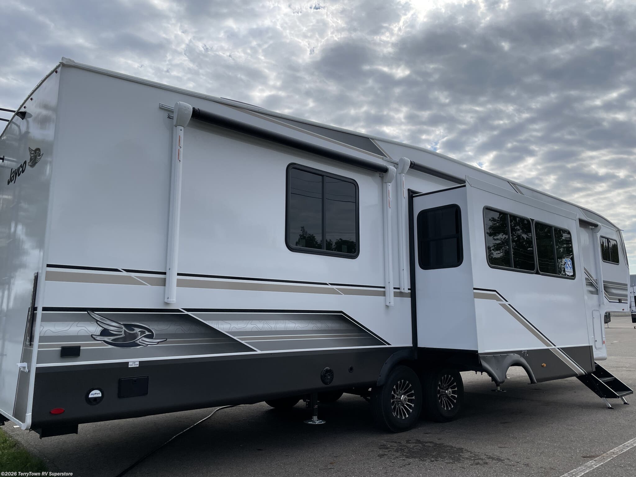 2027 Eagle 367TBTS by Jayco from TerryTown RV Superstore in Grand Rapids, Michigan