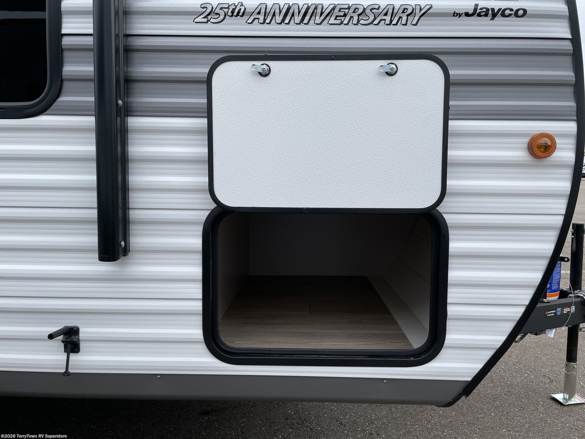 2027 Jay Flight SLX 175FQ by Jayco from TerryTown RV Superstore in Grand Rapids, Michigan