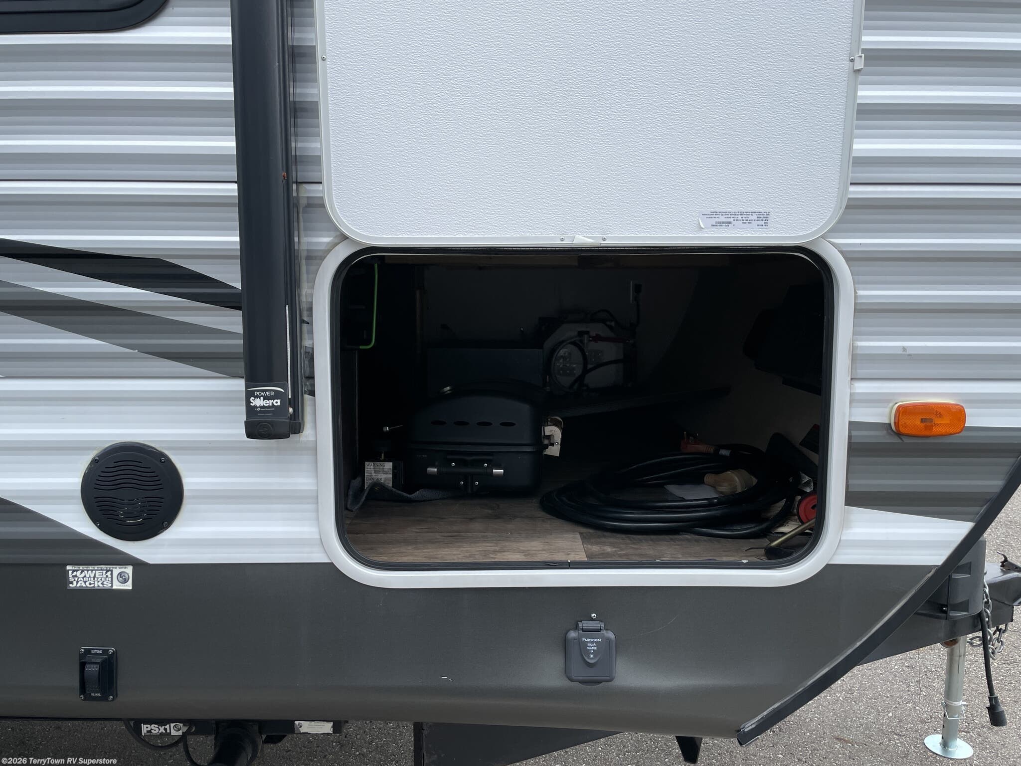 2019 Salem 32BHT by Forest River from TerryTown RV Superstore in Grand Rapids, Michigan