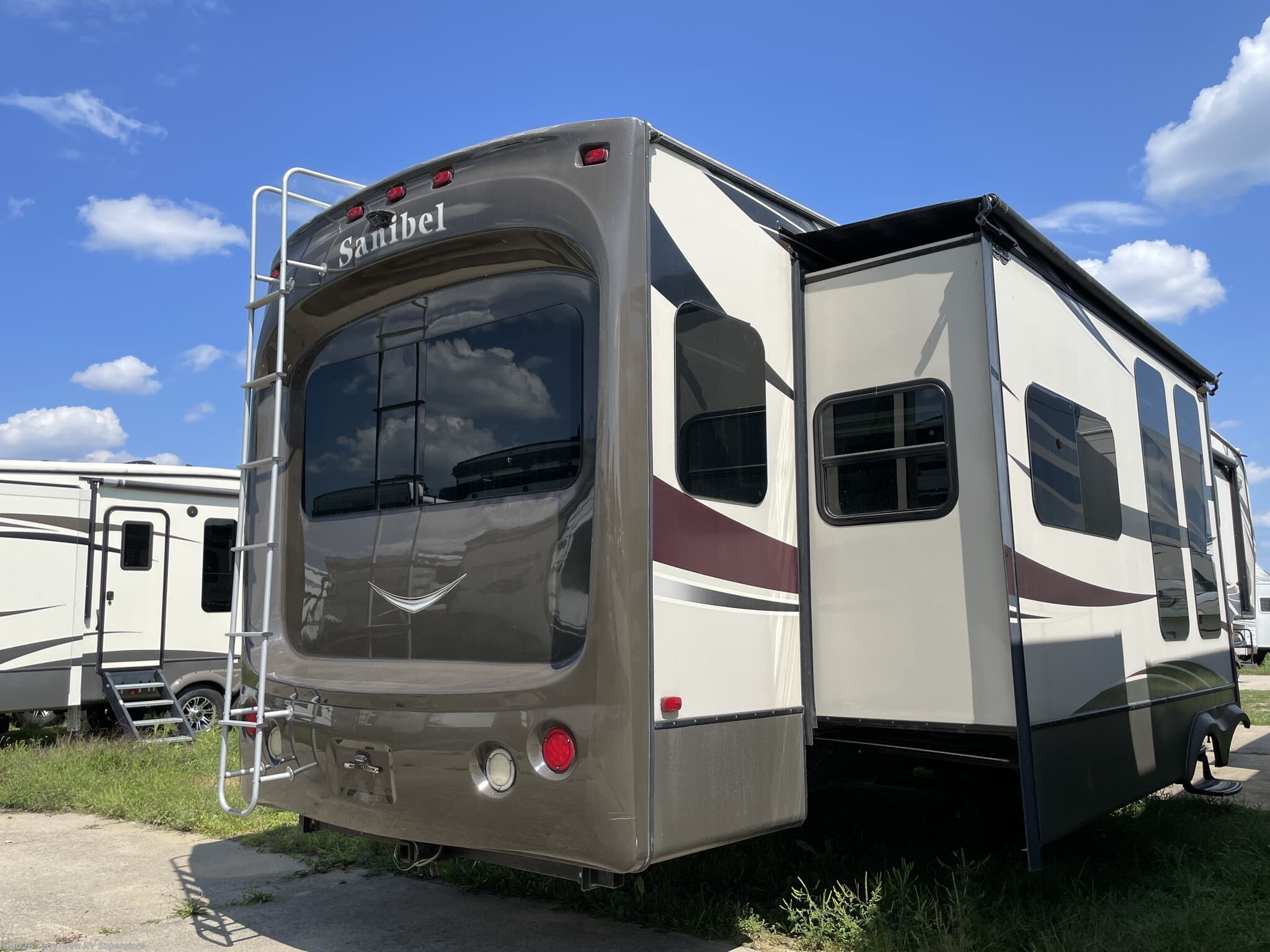 Used 2016 Prime Time Sanibel 3601 Residential available in Grand Rapids, Michigan