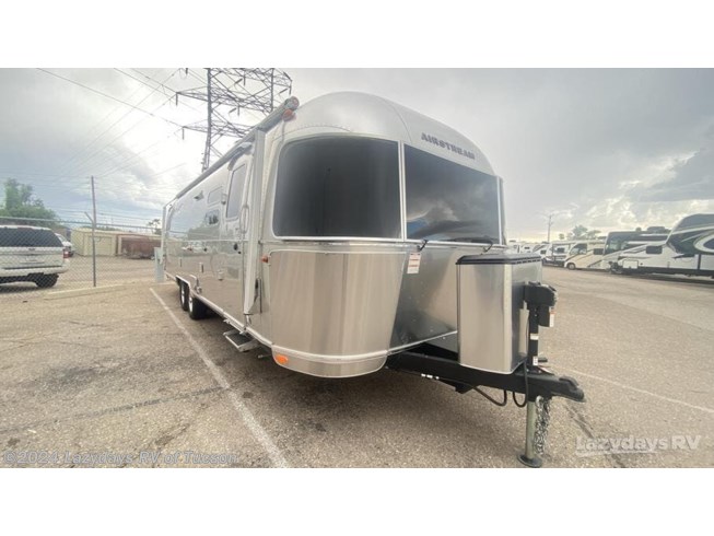 New 2024 Airstream Globetrotter 30RB available in Tucson, Arizona