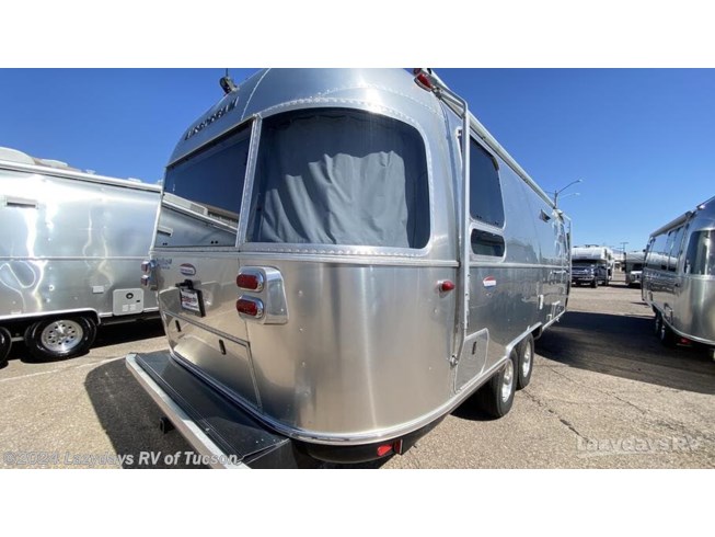 2017 International Signature 25 Twin by Airstream from Lazydays RV of Tucson in Tucson, Arizona
