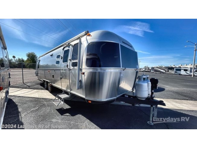 New 2024 Airstream Classic 30RB available in Tucson, Arizona