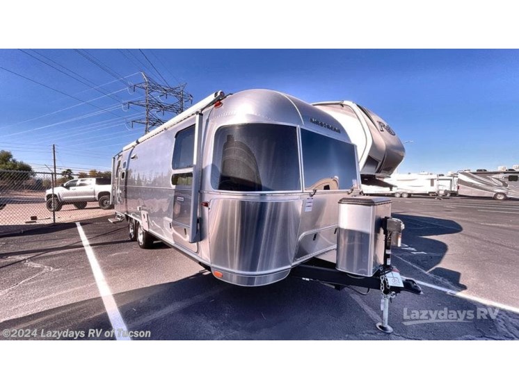 New 2024 Airstream International 27FB Twin available in Tucson, Arizona