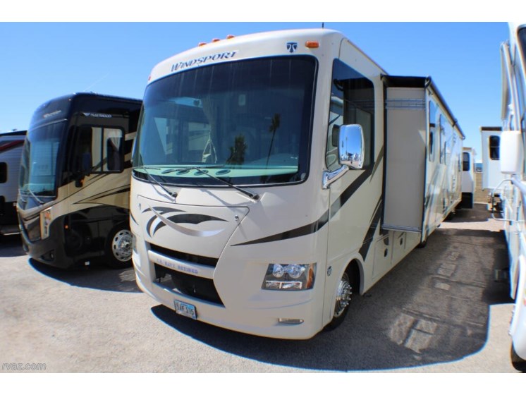 Used 2015 Thor Motor Coach Windsport 32N available in Mesa, Arizona