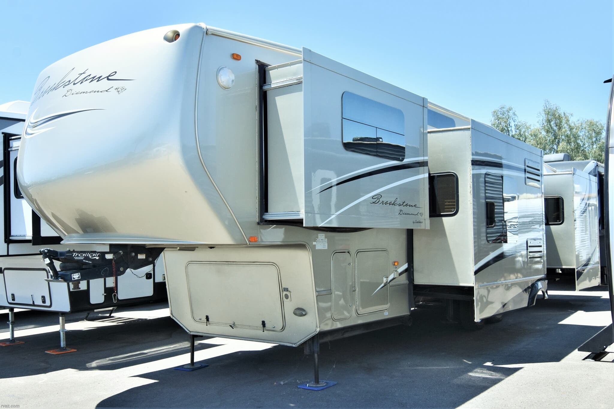 2012 Coachmen Brookstone Diamond 385FL