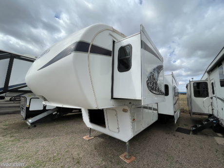 &lt;p&gt;NICE REAR BUNK MODEL 5TH WHEEL WITH WITH 4 SLIDES AND PRICED UNDER 20K, 2010 MODEL WITH ALL THE FEATURES THAT MADE MOTANA THE #1 SELLING FIFTH WHEEL!&amp;nbsp; GREAT CHANCE TO GET A CLEAN FUNCTIONAL UNIT FOR AN AFFORDABLE PRICE.&lt;/p&gt;