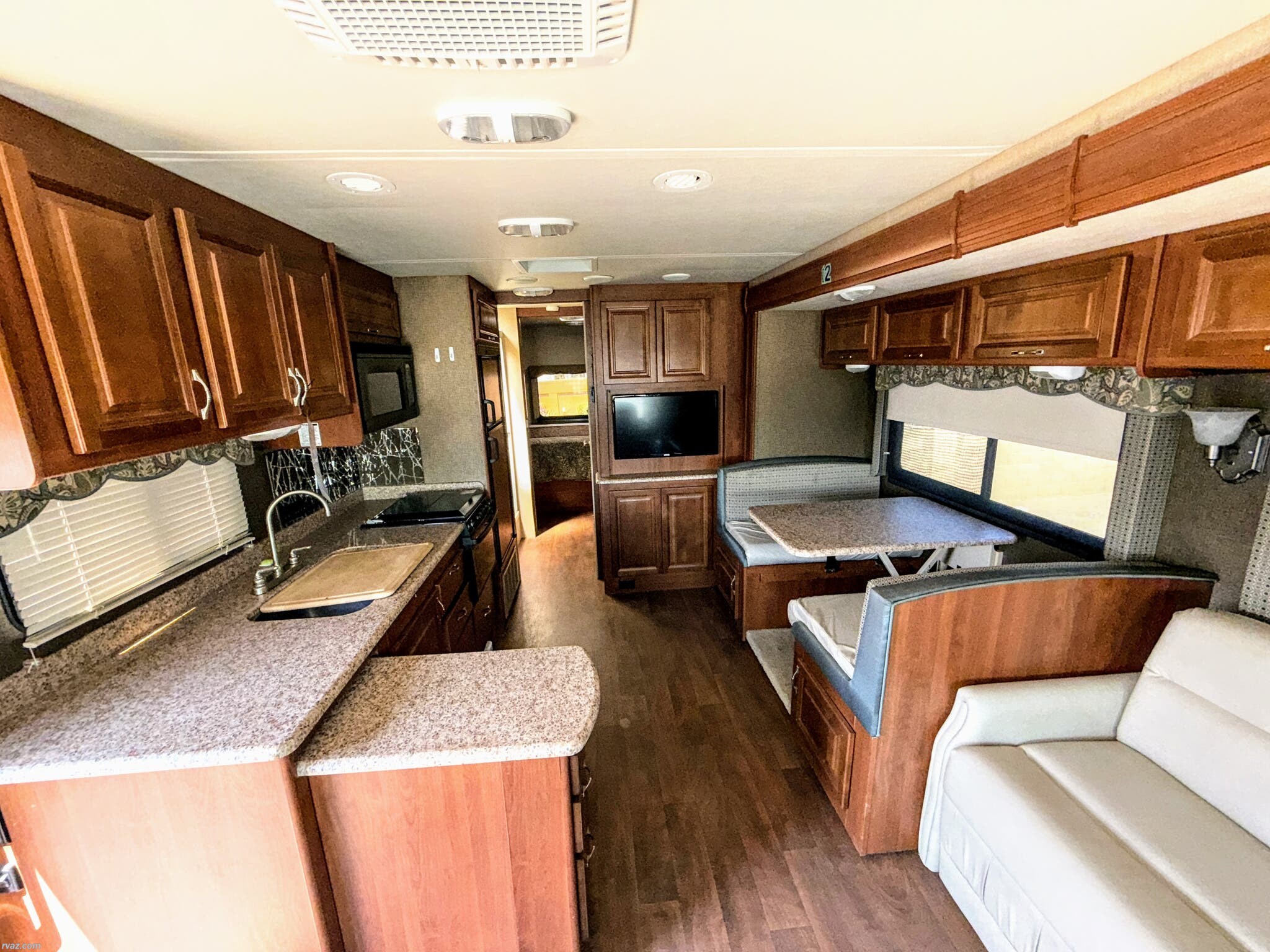 2014 Vacationer SE 32WBD by Holiday Rambler from RV AZ Corral in Mesa, Arizona