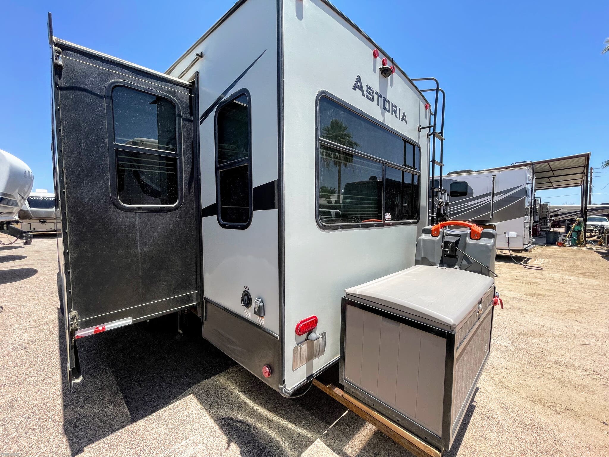 Used 2020 Dutchmen Astoria 2953RLF available in Mesa, Arizona