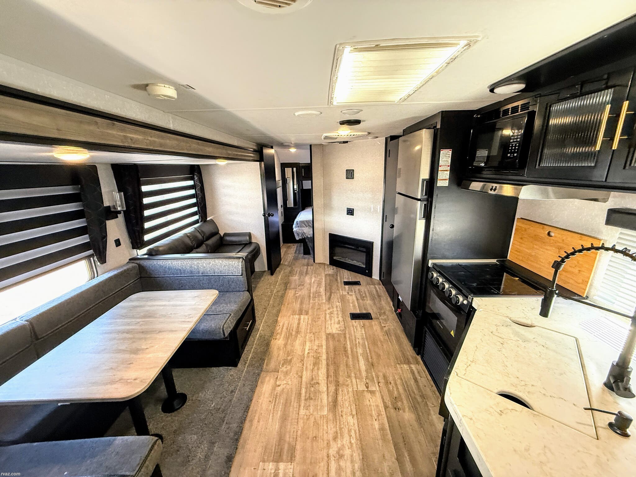 2022 Forest River Cherokee 264DBH - Used Travel Trailer For Sale by RV AZ Corral in Mesa, Arizona features Propane, Stereo System, Leveling Jacks, U-Shaped Dinette, Bunkhouse