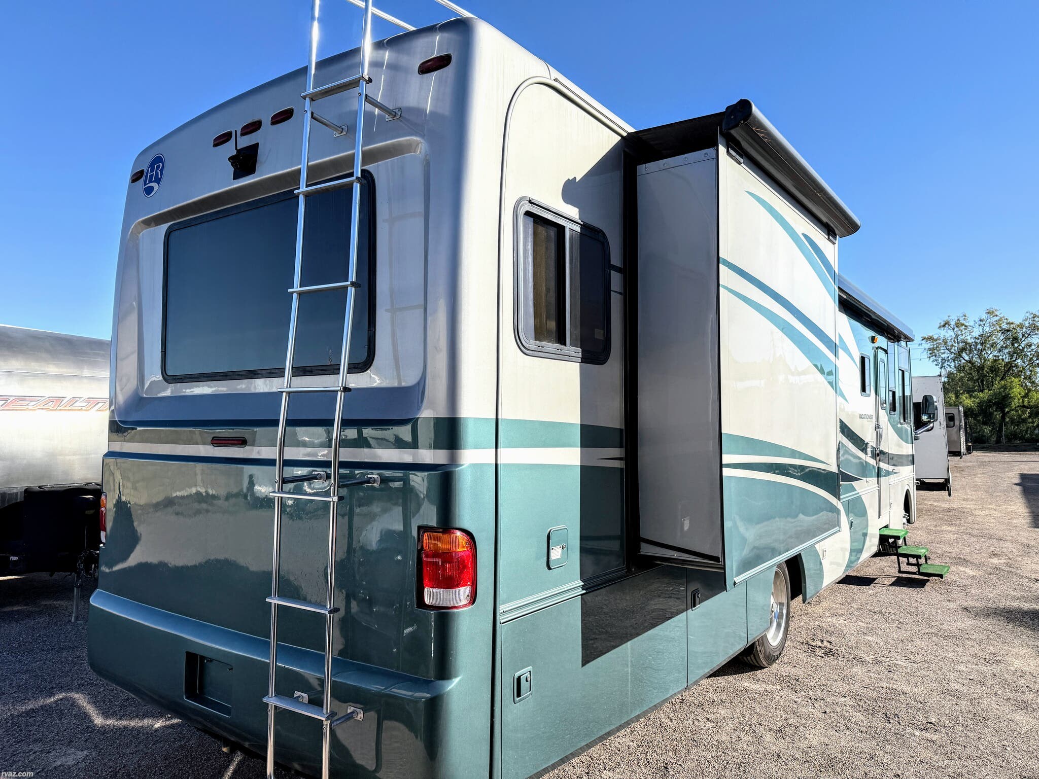 2006 Vacationer 37PCT by Holiday Rambler from RV AZ Corral in Mesa, Arizona