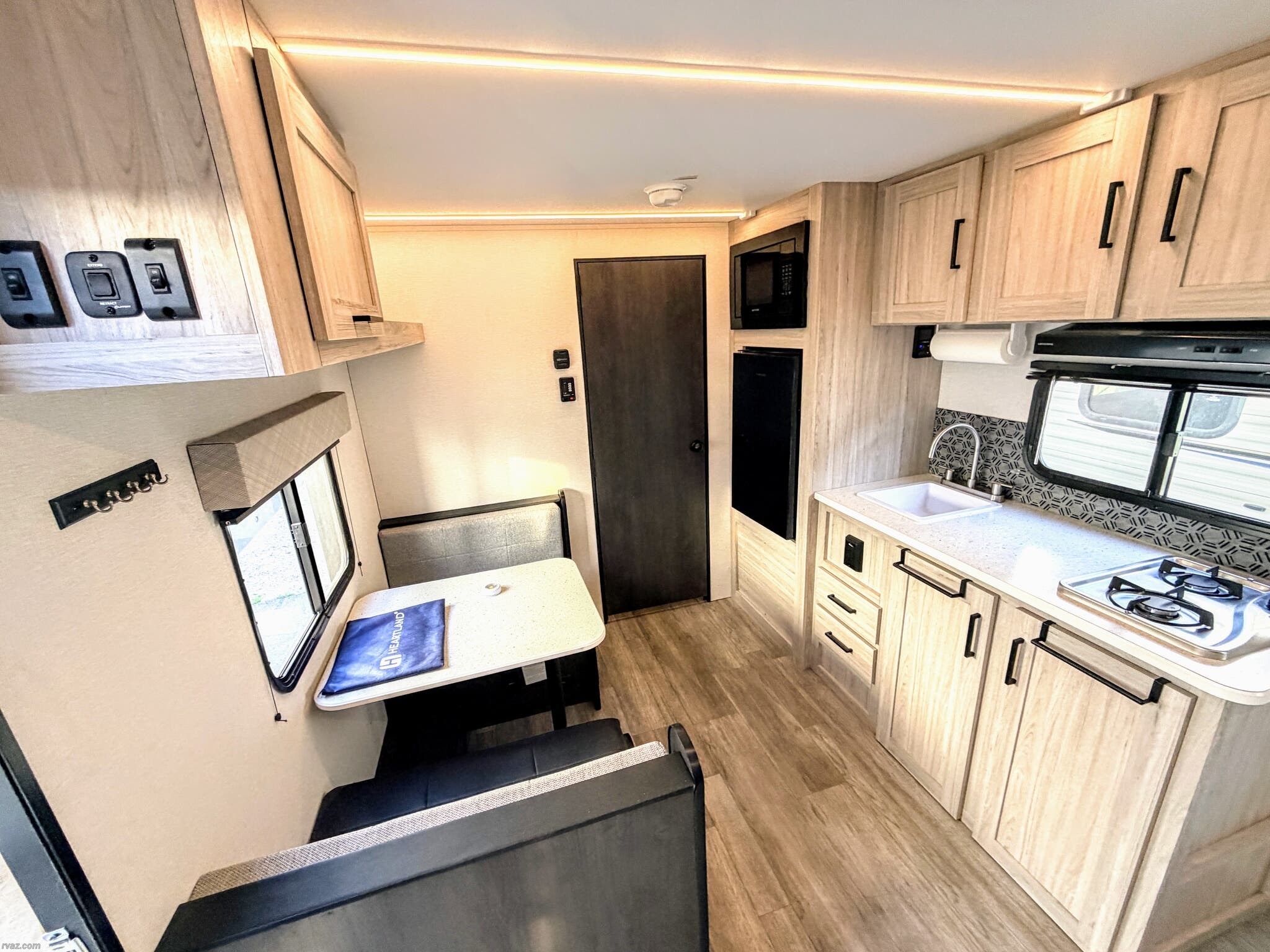 2025 Heartland Mallard 17RBL - Used Travel Trailer For Sale by RV AZ Corral in Mesa, Arizona features Stabilizer Jacks, Furnace, Non-Smoking Unit, Refrigerator, Water Heater