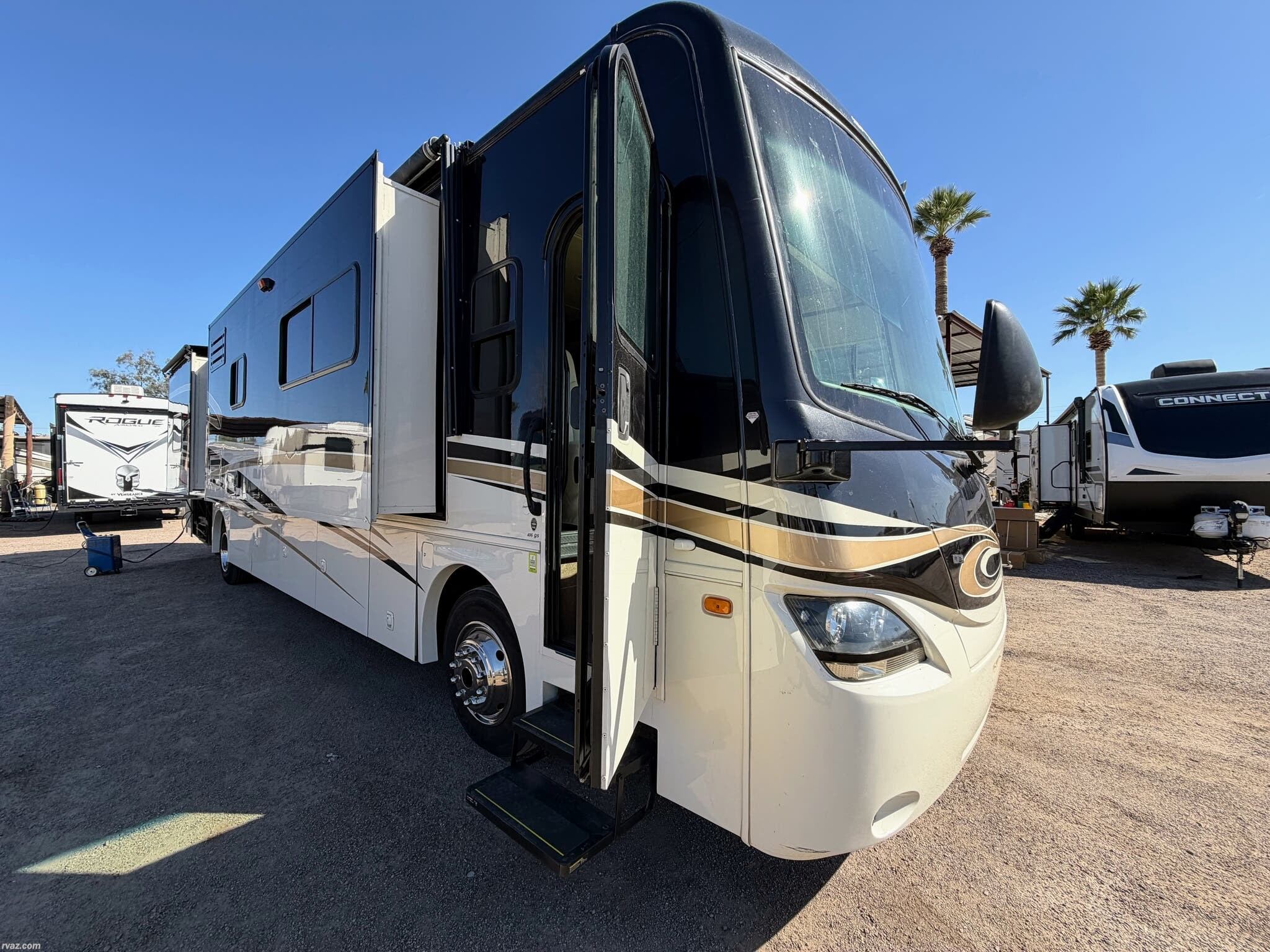 2013 Coachmen Sportscoach Cross Country 406QS - Used Class A For Sale by RV AZ Corral in Mesa, Arizona features Power Entrance Step, Washer, Full Body Paint, Furnace, DVD Player