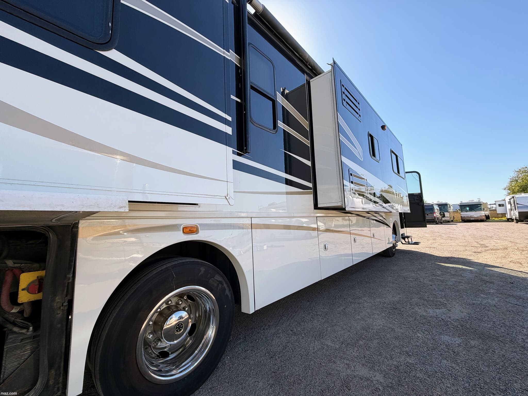 2013 Sportscoach Cross Country 406QS by Coachmen from RV AZ Corral in Mesa, Arizona