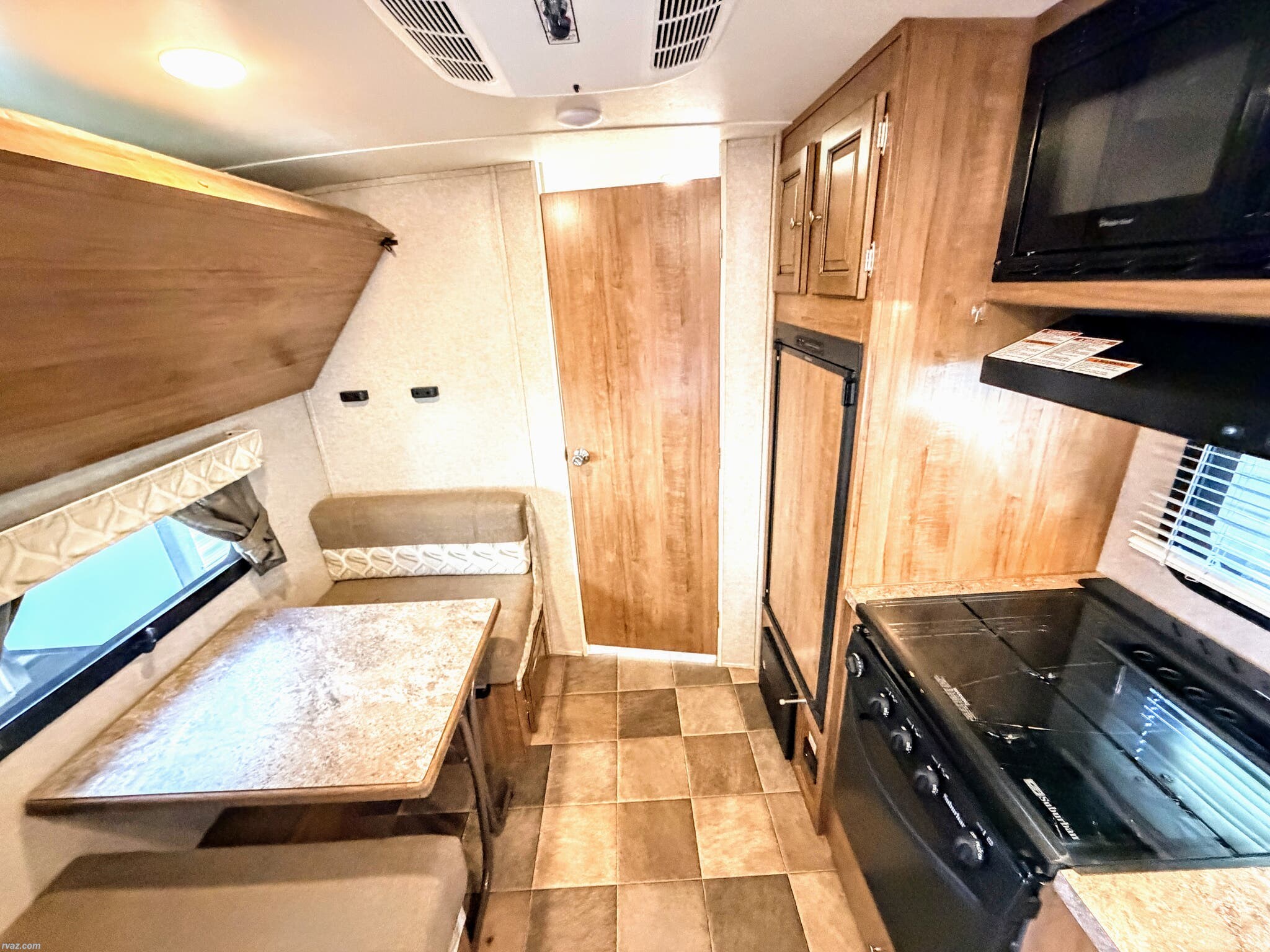 Used 2017 Forest River Flagstaff Micro Lite 19FD available in Mesa, Arizona