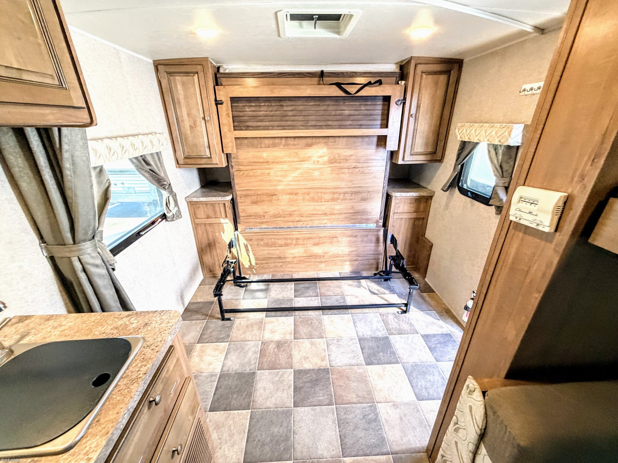 2017 Forest River Flagstaff Micro Lite 19FD - Used Travel Trailer For Sale by RV AZ Corral in Mesa, Arizona features Non-Smoking Unit