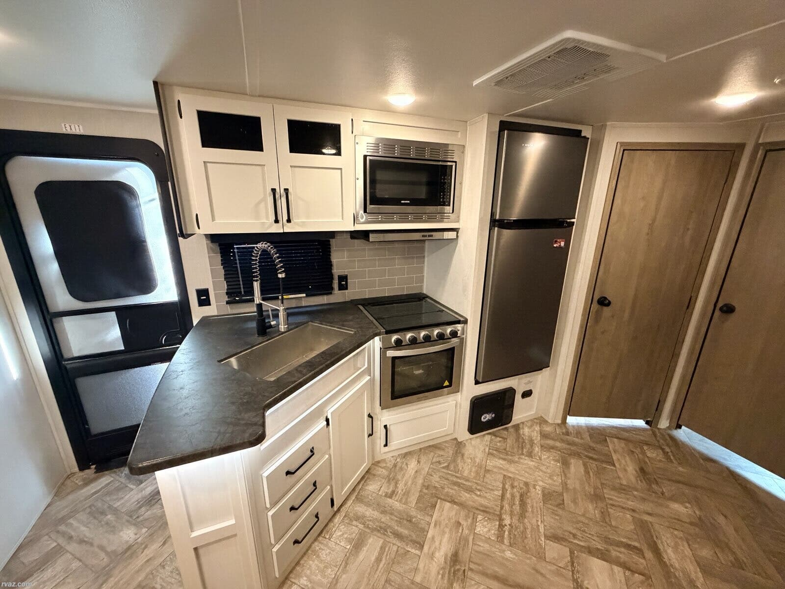 2023 Forest River Puma 32BHQS - Used Travel Trailer For Sale by RV AZ Corral in Mesa, Arizona