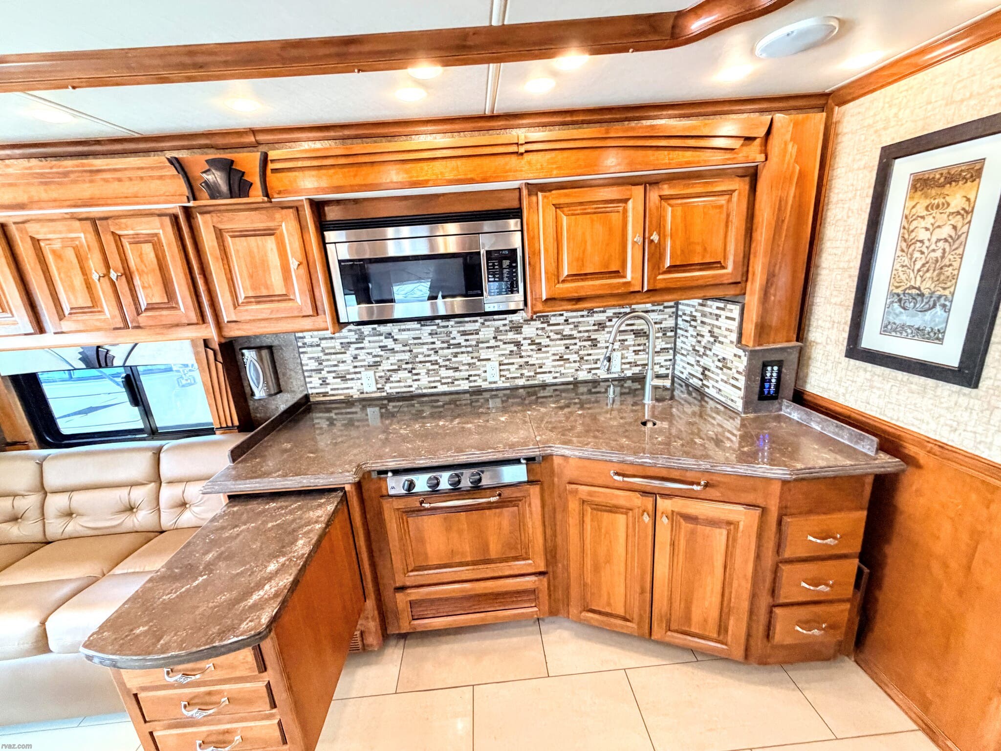 2015 Phaeton 40QBH by Tiffin from RV AZ Corral in Mesa, Arizona