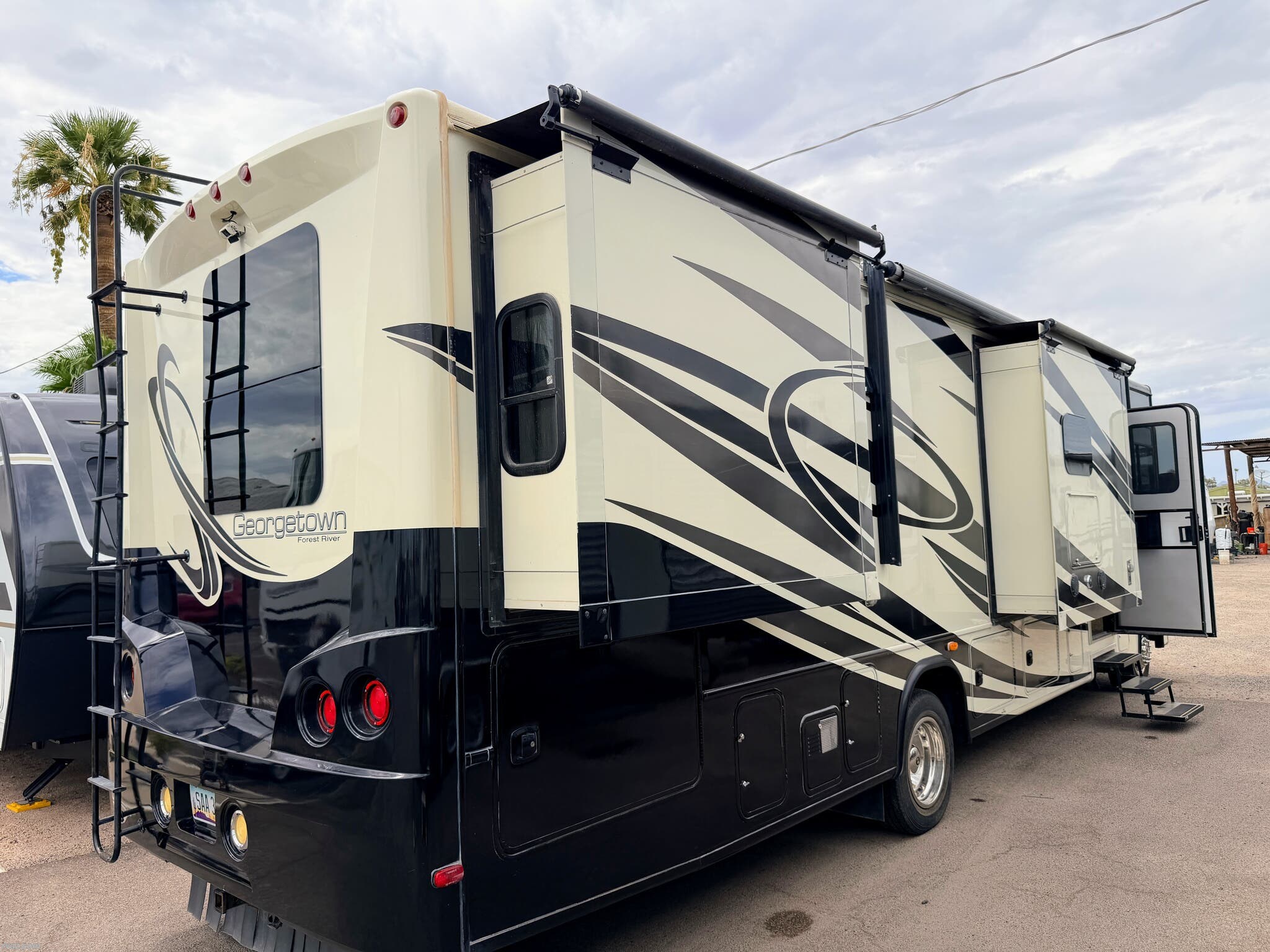 Used 2014 Forest River Georgetown 328TSP available in Mesa, Arizona