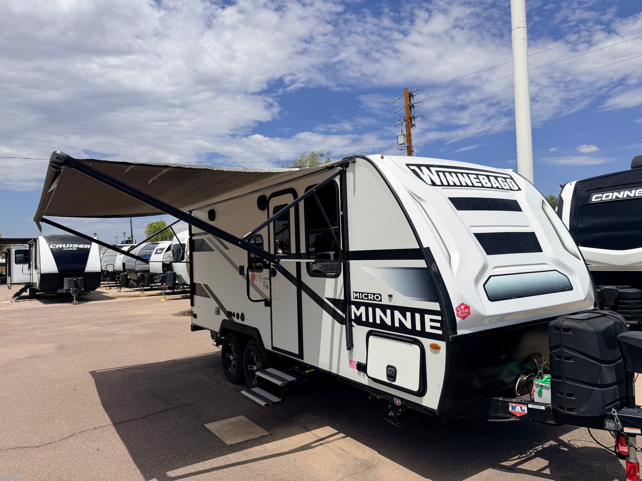 2023 Winnebago Micro Minnie 2108FBS - Used Travel Trailer For Sale by RV AZ Corral in Mesa, Arizona features Non-Smoking Unit