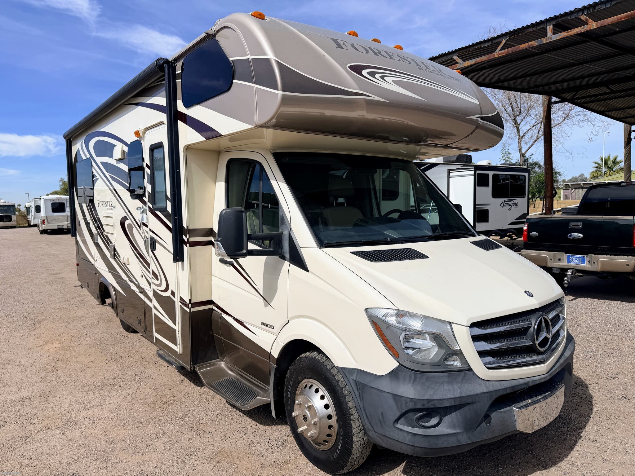 2015 Forest River Forester 2401 - Used Class C For Sale by RV AZ Corral in Mesa, Arizona features 30 Amp Service, Enclosed Water Tank, Surround Sound System, Stereo System, Non-Smoking Unit