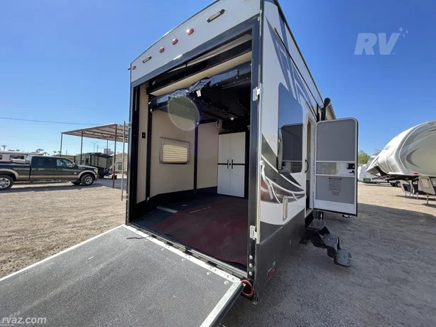 Used 2016 Dutchmen Voltage V-Series 3005 available in Mesa, Arizona