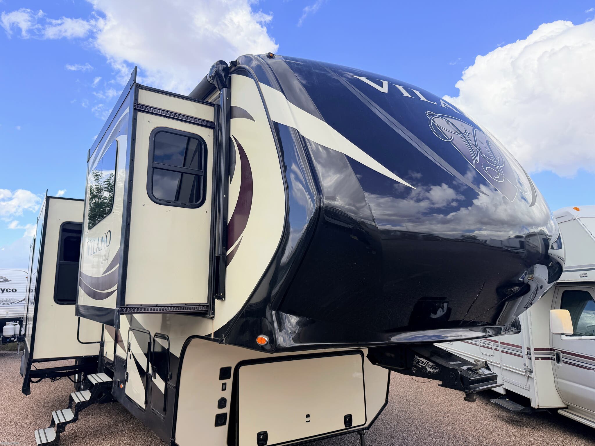 Used 2017 Vanleigh Vilano 375FL available in Mesa, Arizona