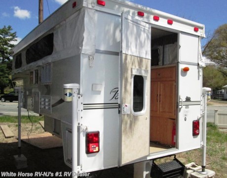 #TT1630 - 2009 Palomino Bronco 1500 LB Folding Truck Camper for sale in ...