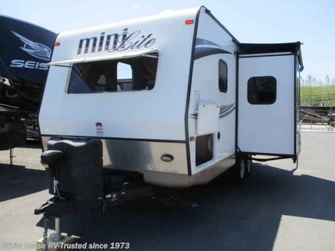 2015 Forest River Rockwood Mini Lite 2104s U Dinette Slide Walk Around Queen Bed Rv For Sale In Williamstown Nj 08094 Tt12964 Rvusa Com Classifieds