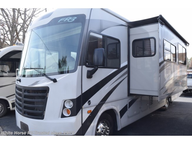 MH3892 2017 Forest River FR3 30DS Double Slide King Bed Class A