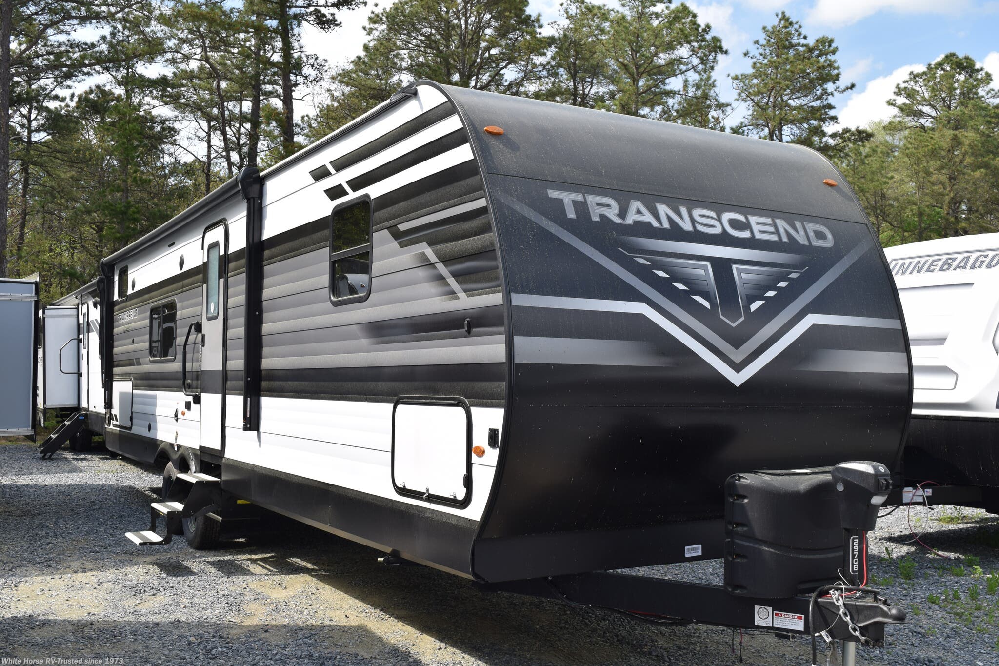 TR3933 - 2022 Grand Design Transcend Xplor 297QB Travel Trailer for sale in  Egg Harbor City NJ
