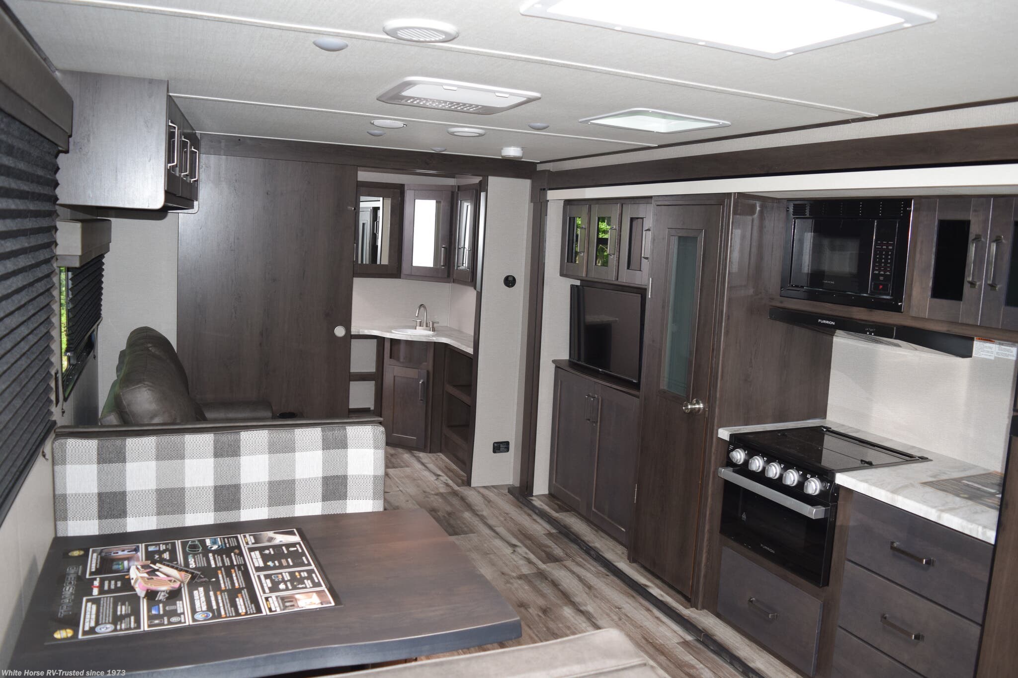 TR4016 - 2022 Grand Design Transcend Xplor 260RB Travel Trailer for sale in  Egg Harbor City NJ