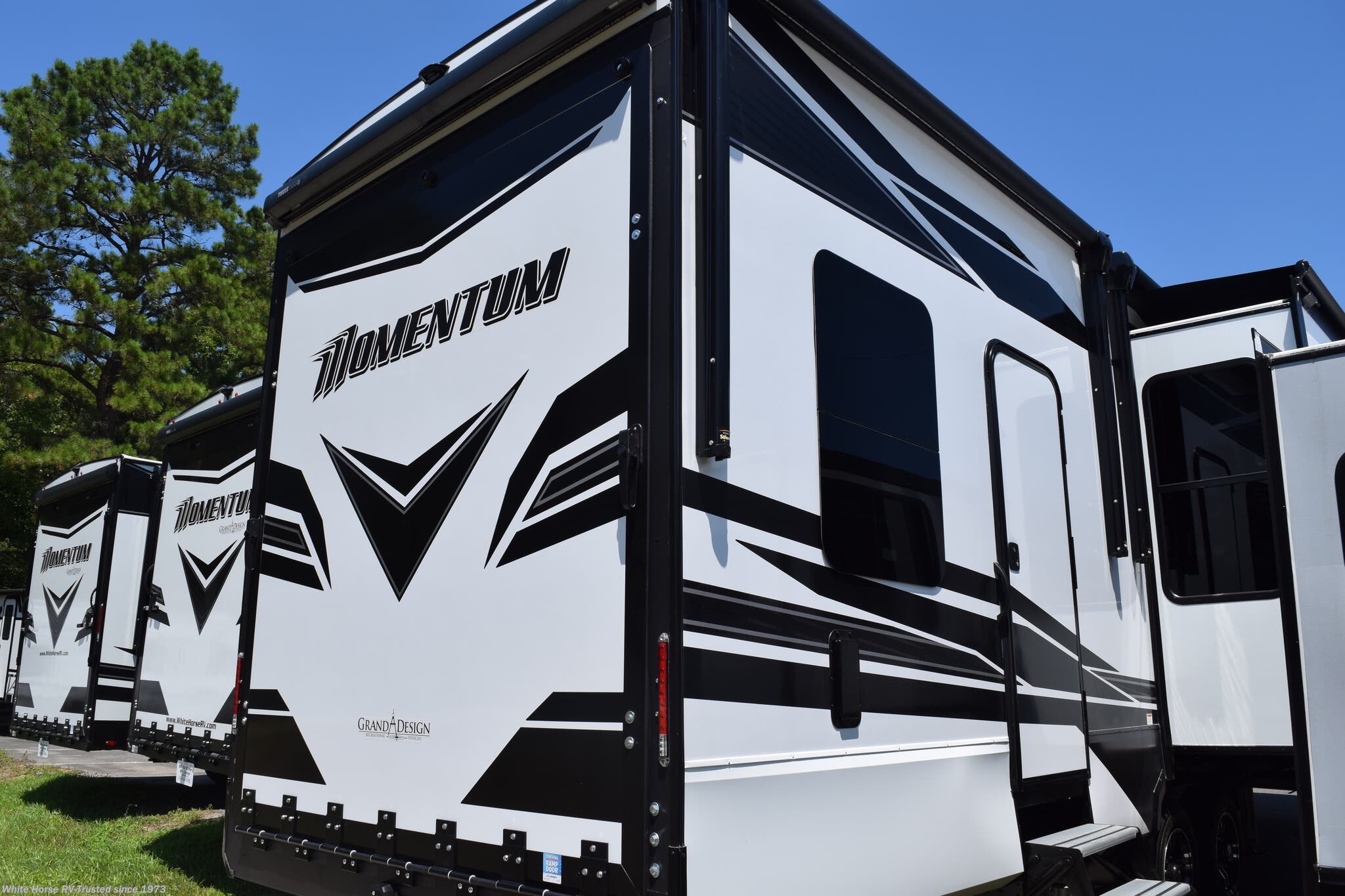 MM4082 - 2023 Grand Design Momentum 351MS Toy Hauler for sale in Egg Harbor  City NJ