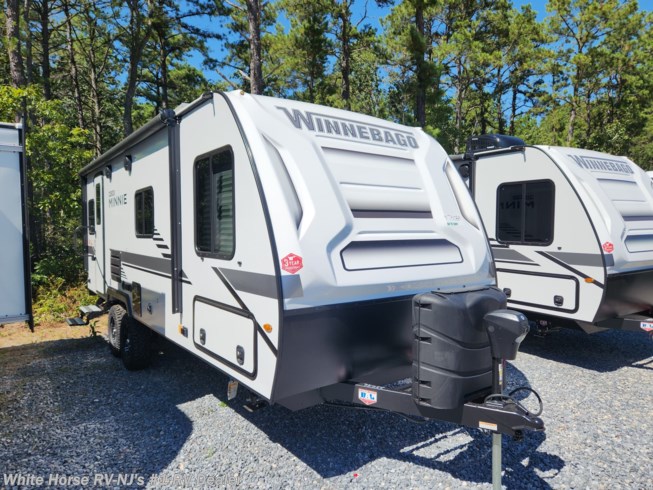 New 2022 Winnebago Micro Minnie 2225RL available in Egg Harbor City, New Jersey