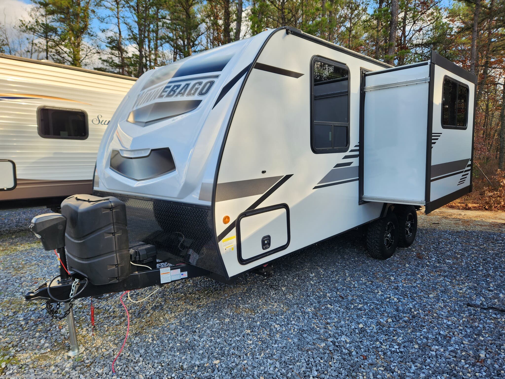 2021 Winnebago Micro Minnie 2108DS RV for Sale in Egg Harbor City, NJ