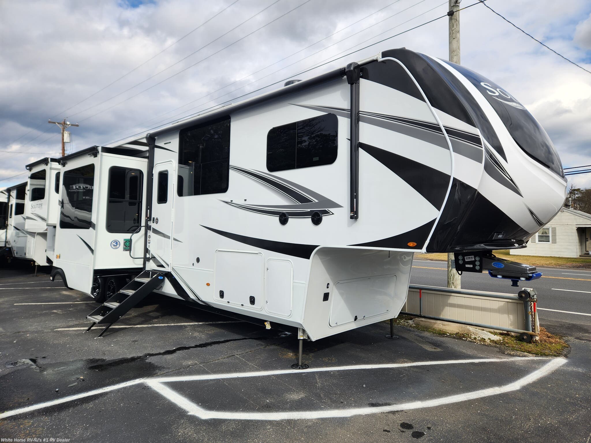 2023 Grand Design Solitude 376RD RV for Sale in Egg Harbor City, NJ