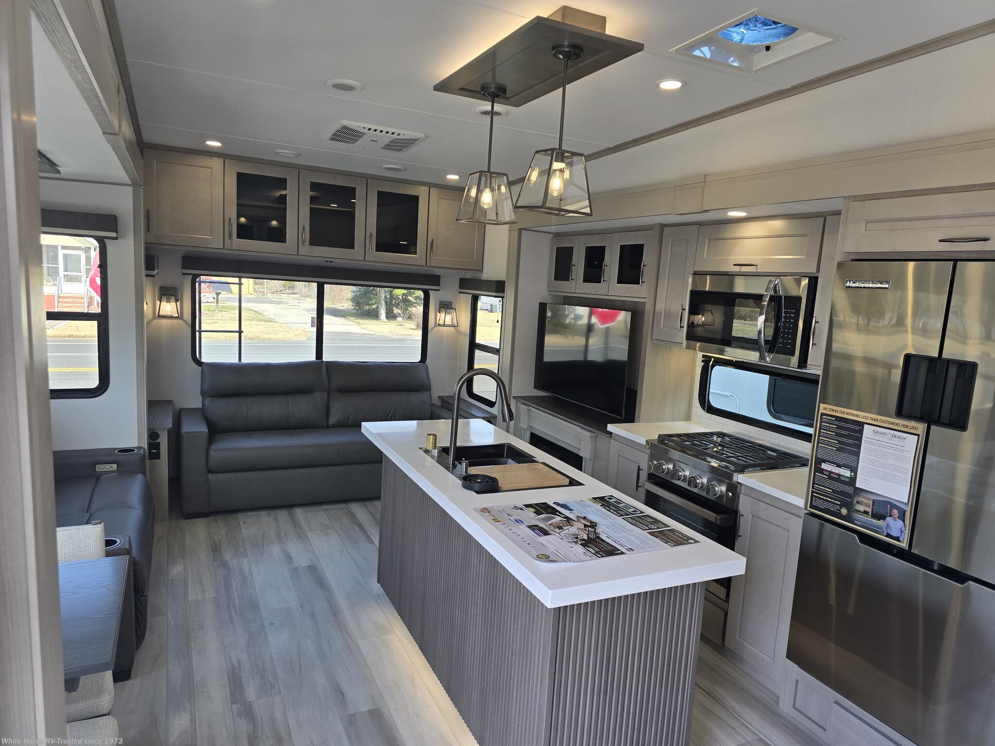 2025 Influence 2903RL by Grand Design from White Horse RV Center in Egg Harbor City, New Jersey