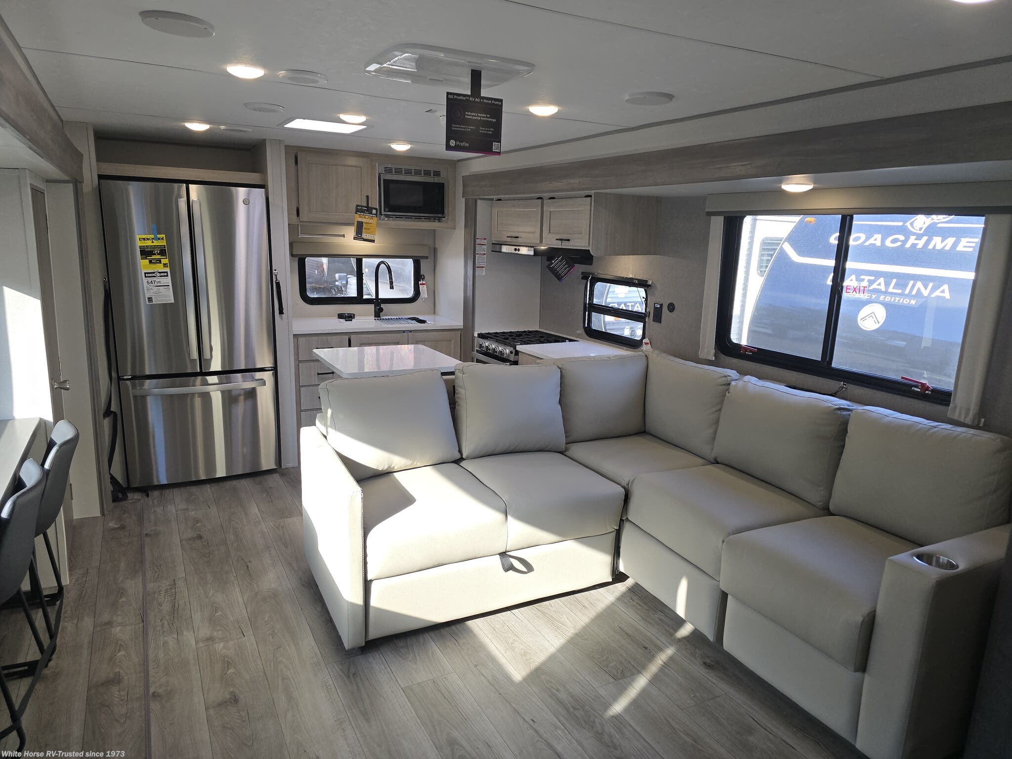 2026 Catalina Legacy Edition 323MAZE by Coachmen from White Horse RV Center in Egg Harbor City, New Jersey